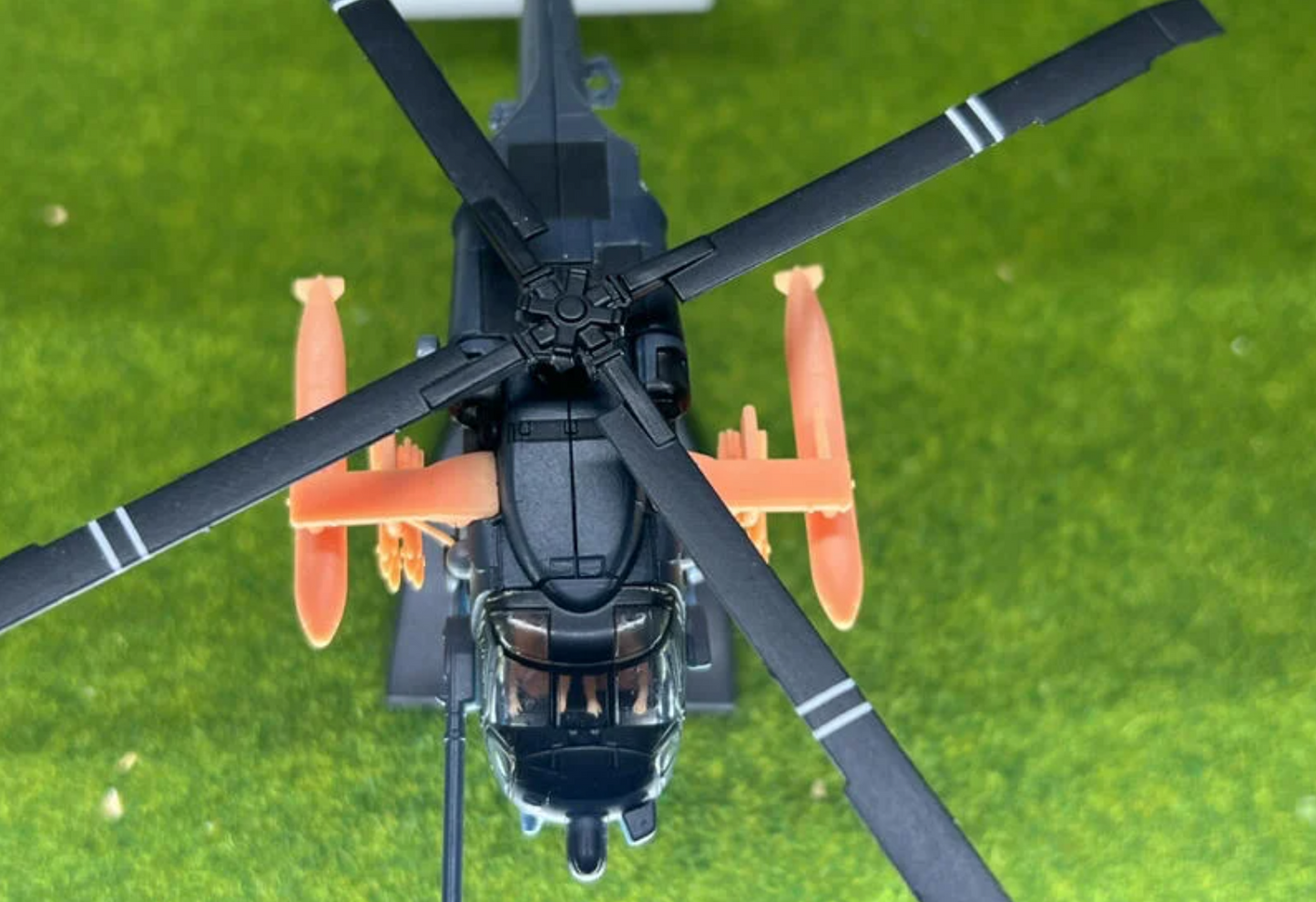 SW 3D resin kit no.899 UH-60 A Pylon Fuel Tank Hellfire Without Helicopter