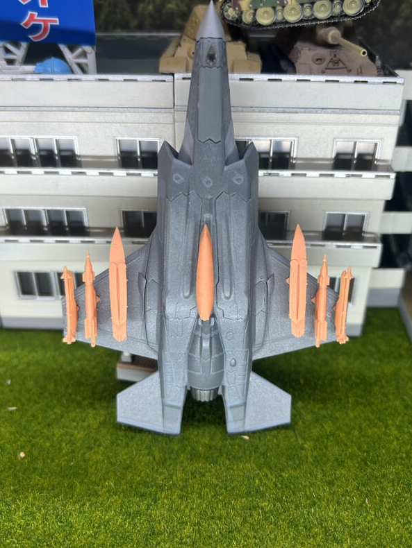 SW 3D resin kit no.896 1/144 F-35 Pylons with GAU-22 Gun Pod (Bombs, missiles, and aircraft not included)