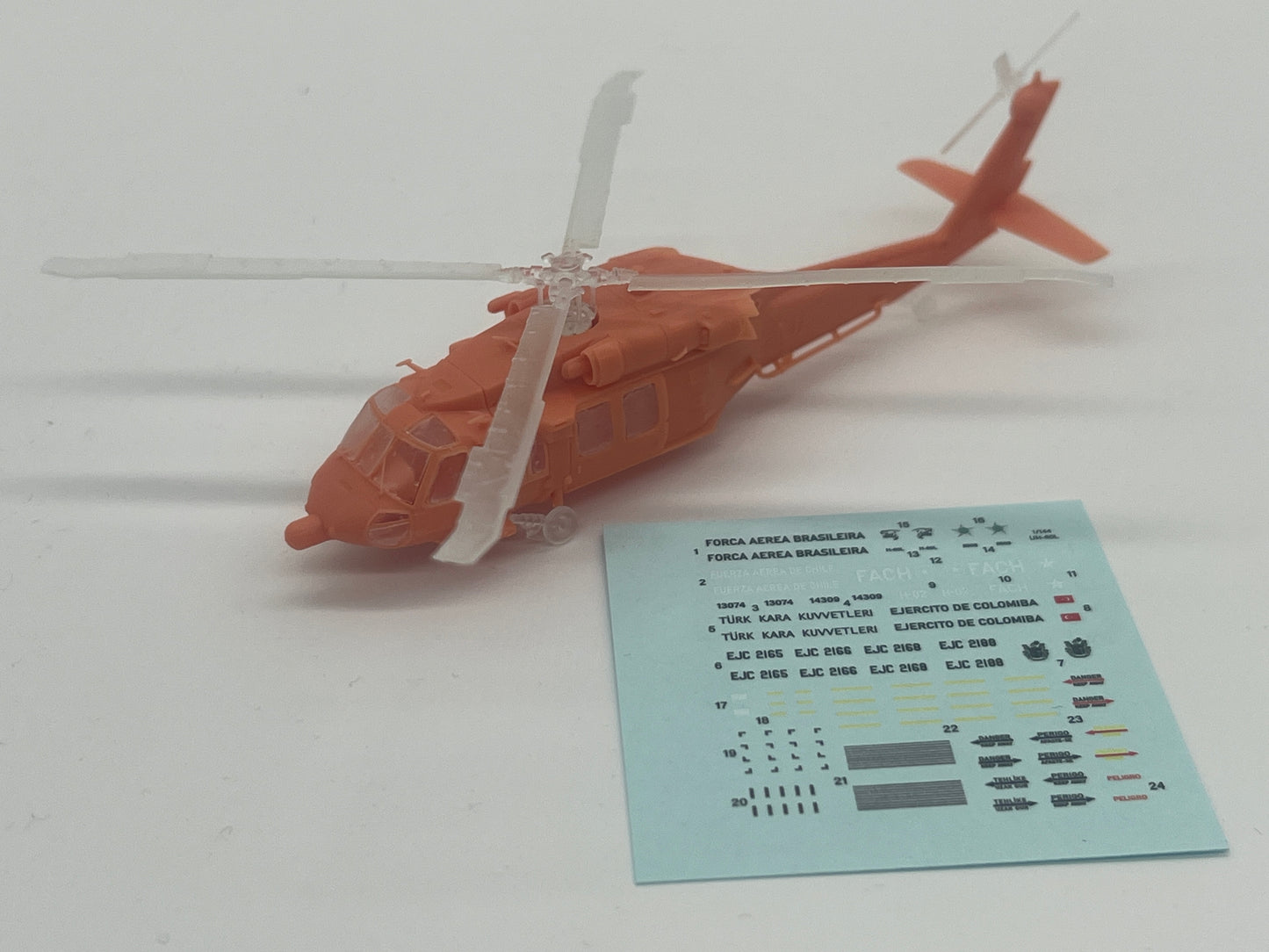 SW 3D resin kit 1/144 UH-60L USA.VER Decals included