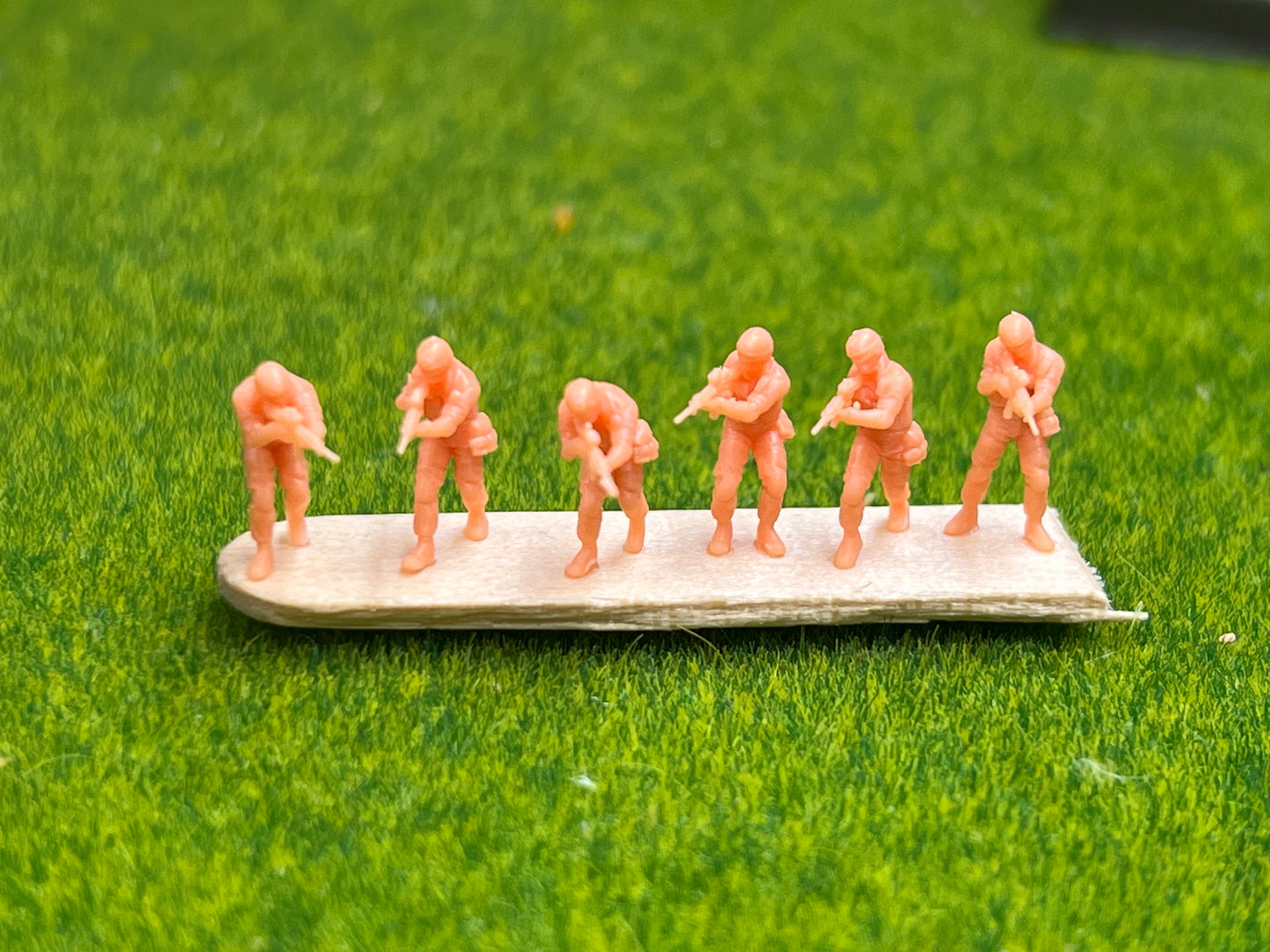 SW 3D resin kit no.1250 1/144 SWAT 1-2
