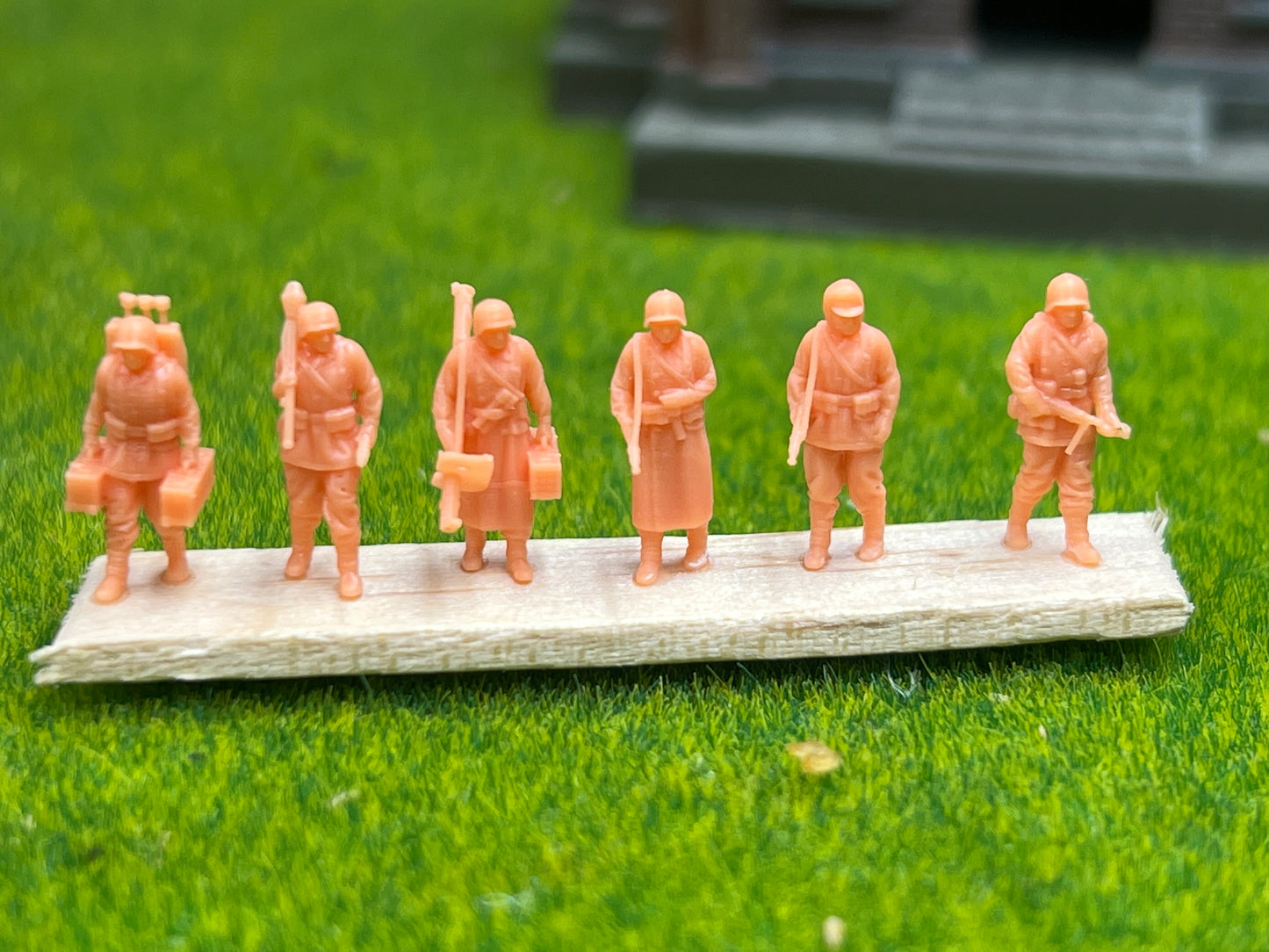 SW 3D resin kit no.1265 1/144 WWII German Ardennes 1944 advancing marching grenadiers
