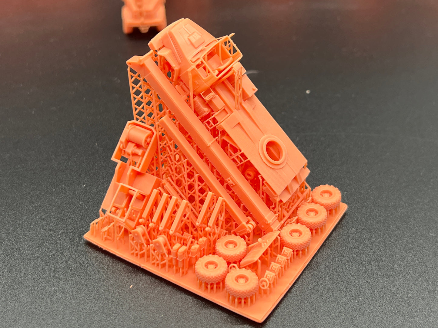 SW 3D resin kit no.1560 1/144 KRAZ 6322 CRANE KTA25