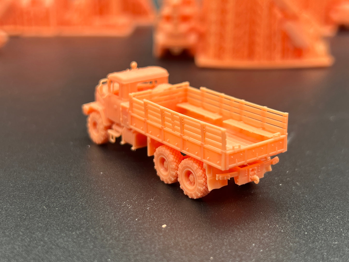 SW 3D resin kit no.1561 1/144 KRAZ 6322 FLATBED TRUCK 01