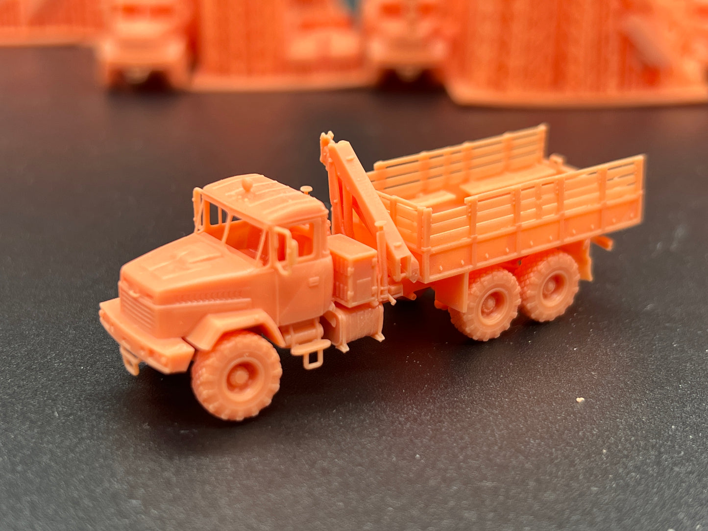 SW 3D resin kit no.1564 1/144 KRAZ 6322 MASTER 01