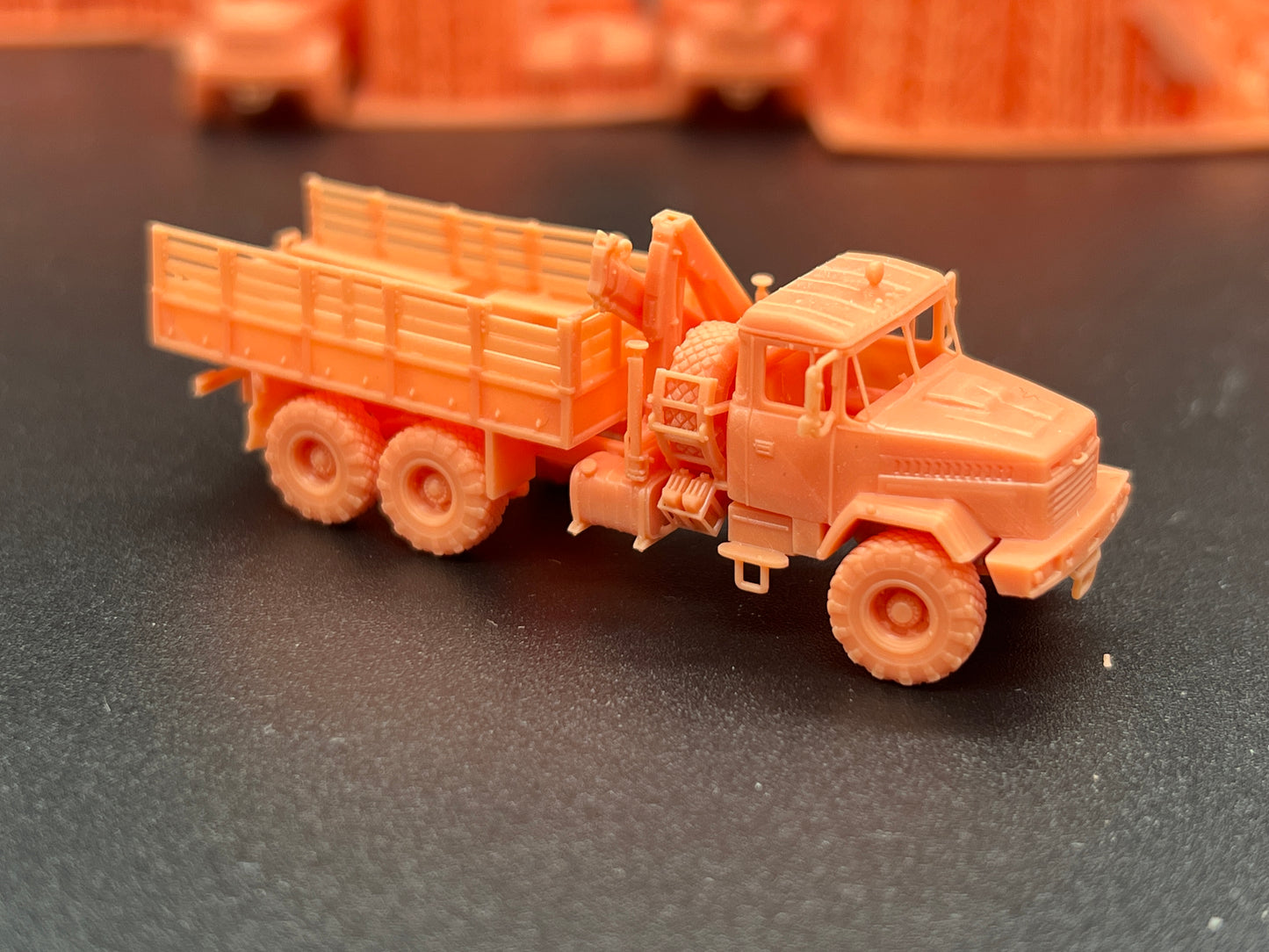 SW 3D resin kit no.1564 1/144 KRAZ 6322 MASTER 01