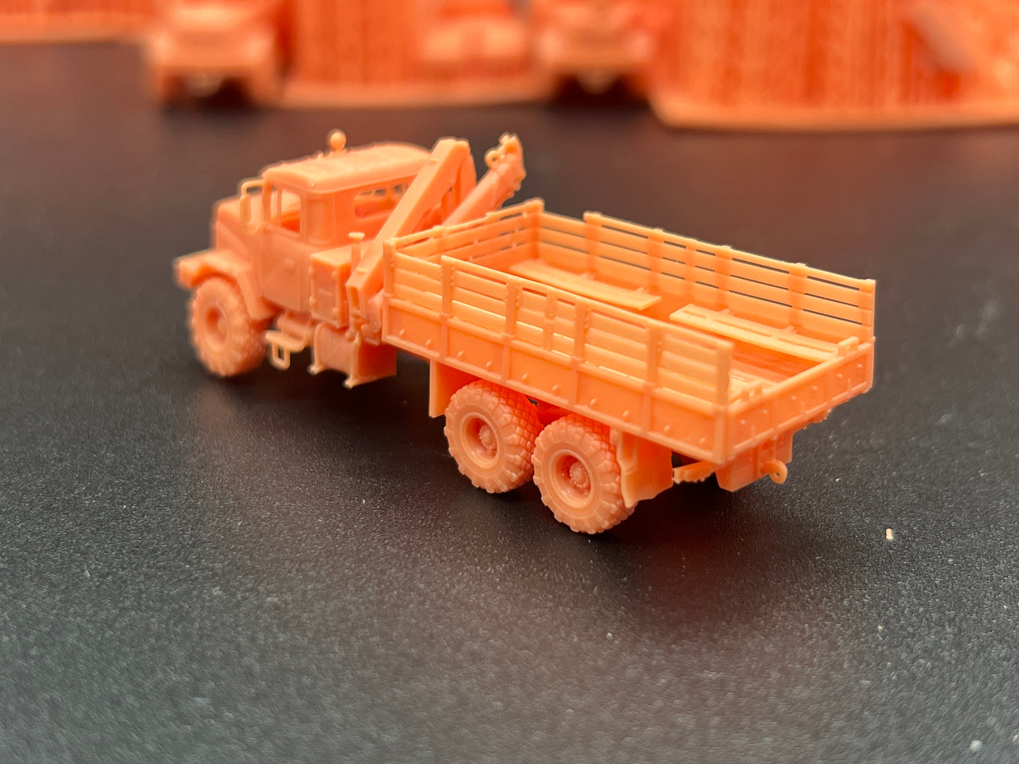 SW 3D resin kit no.1564 1/144 KRAZ 6322 MASTER 01