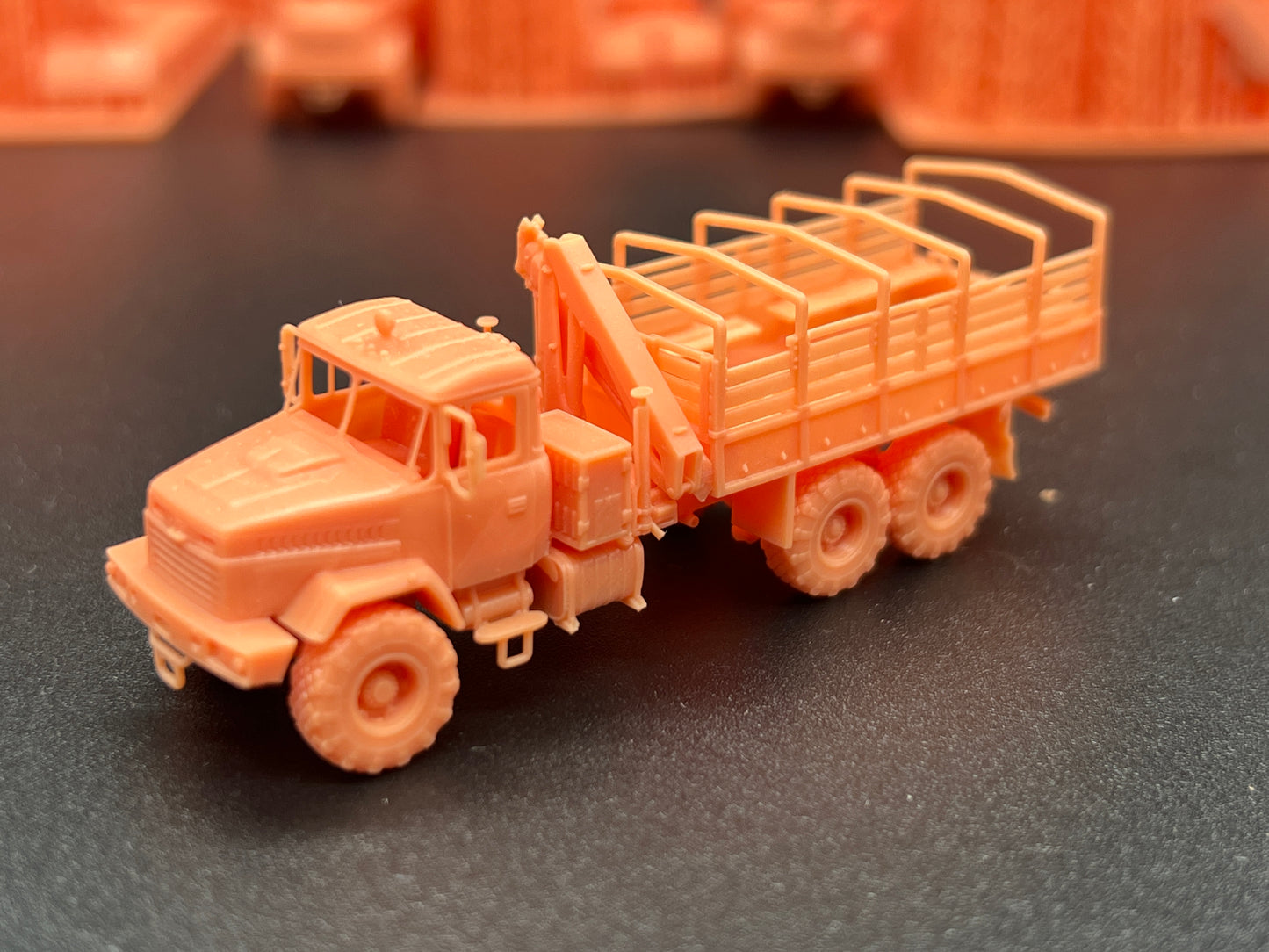 SW 3D resin kit no.1565 1/144 KRAZ 6322 MASTER 02