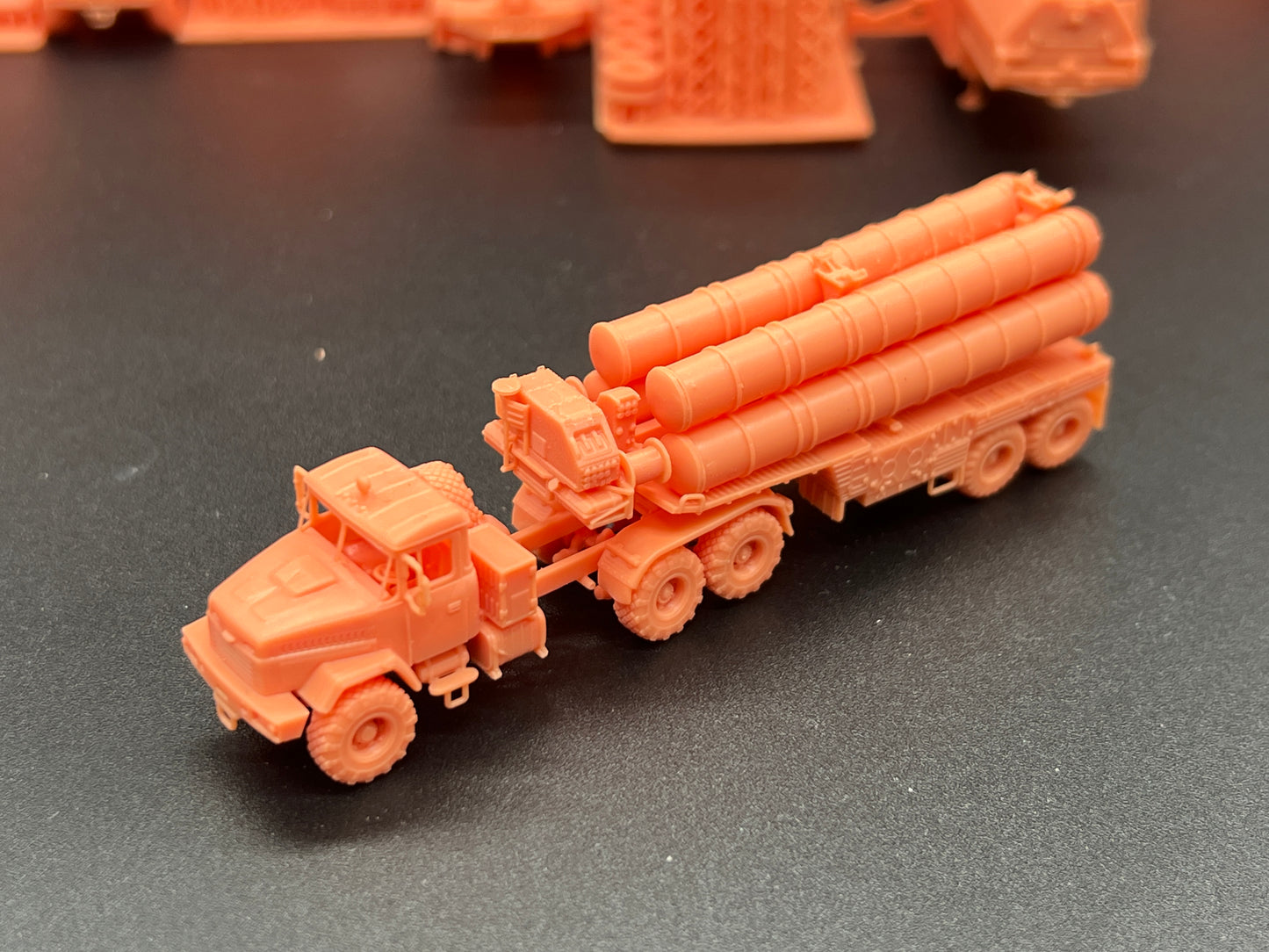SW 3D resin kit no.1569 1/144 KRAZ 6446 + S300 PMU2