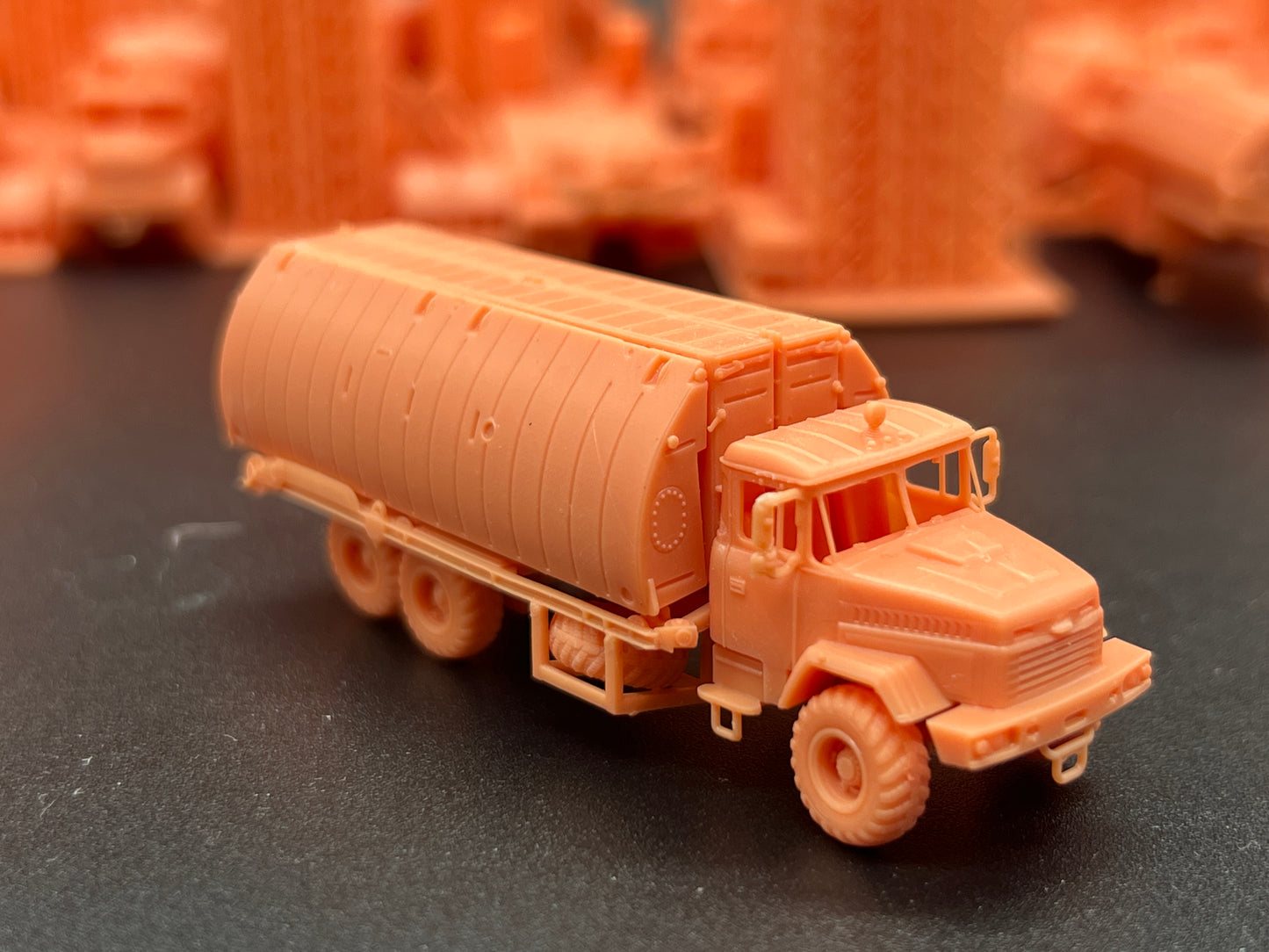 SW 3D resin kit no.1572 1/144 KRAZ 63221 PP-91