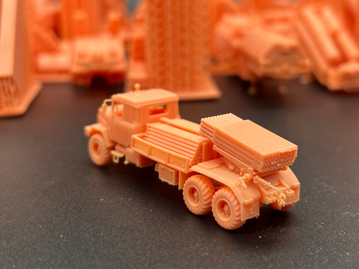 SW 3D resin kit no.1573 1/144 KRAZ BASTION MLRS