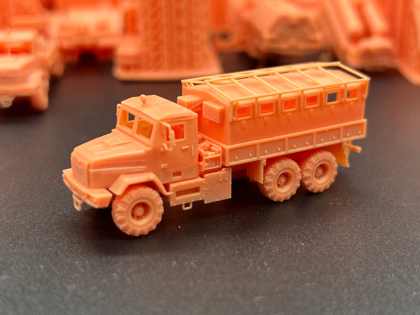SW 3D resin kit no.1575 1/144 KRAZ 6322 RAPTOR