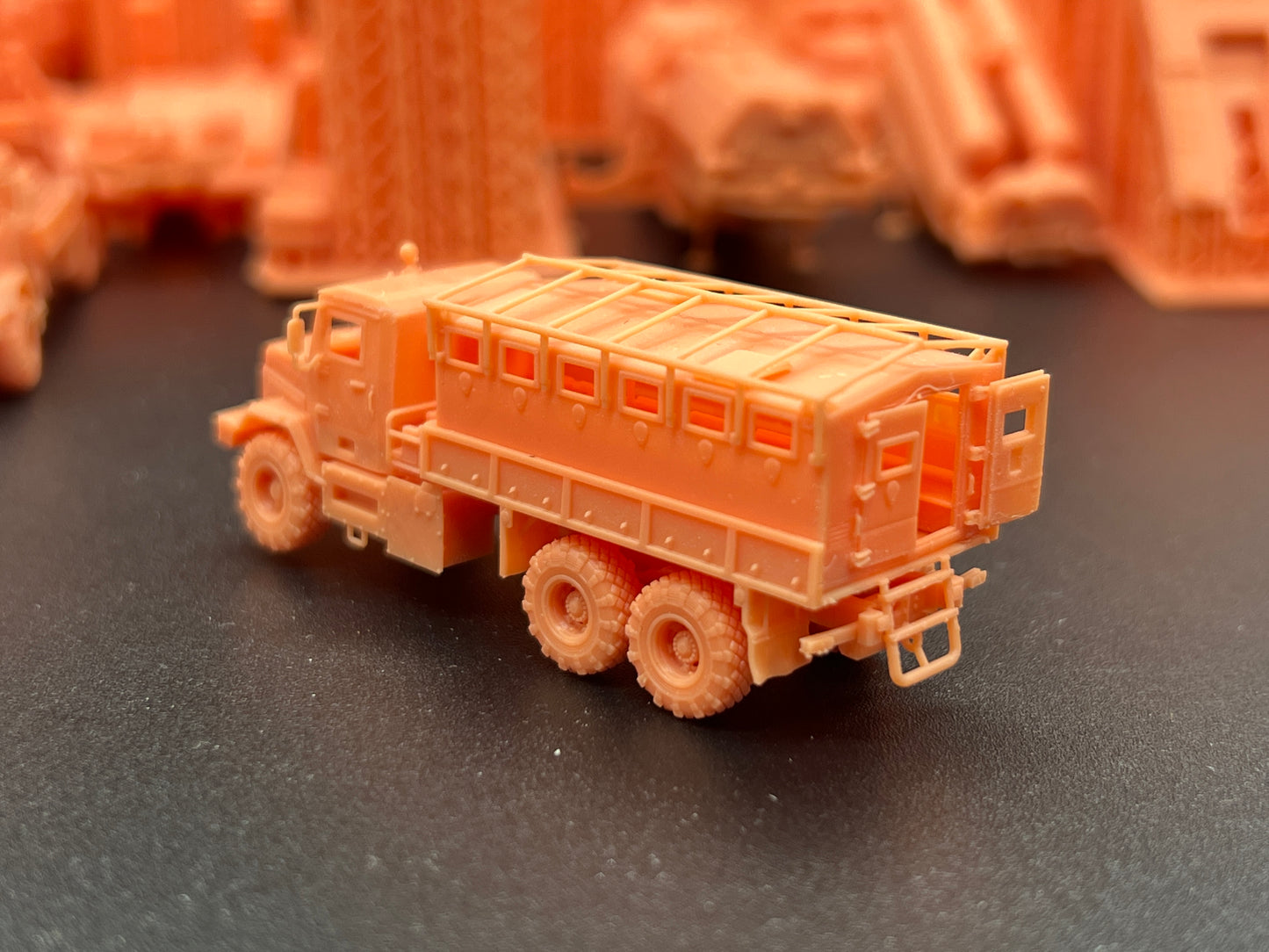 SW 3D resin kit no.1575 1/144 KRAZ 6322 RAPTOR