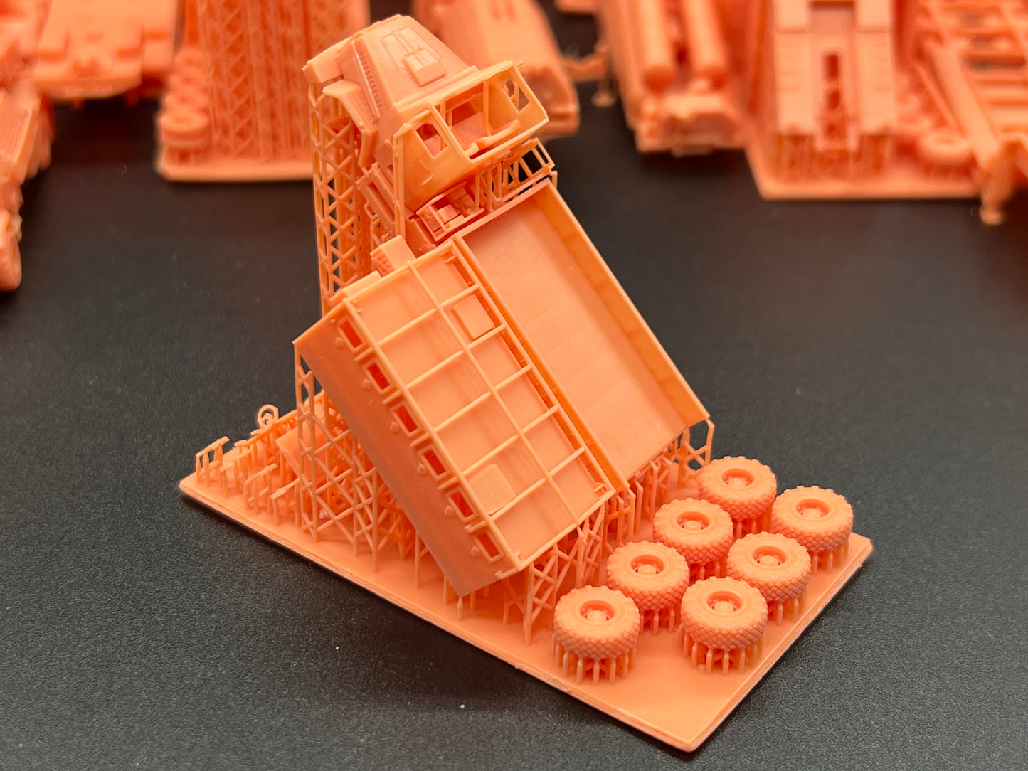 SW 3D resin kit no.1575 1/144 KRAZ 6322 RAPTOR