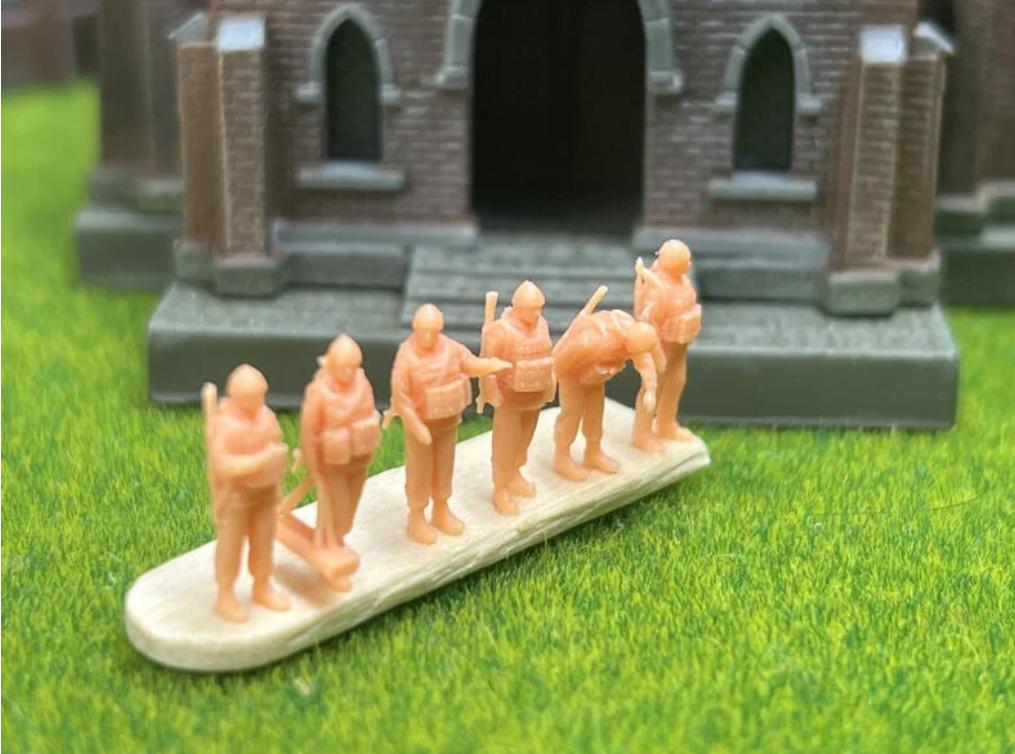 SW 3D resin kit no.1055 1/144 Ukraine Soldiers