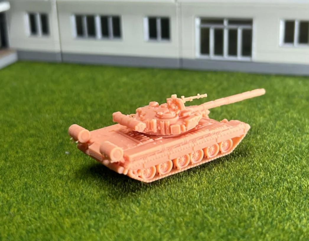 SW 3D resin kit no.1030 1/144 T-80 BK