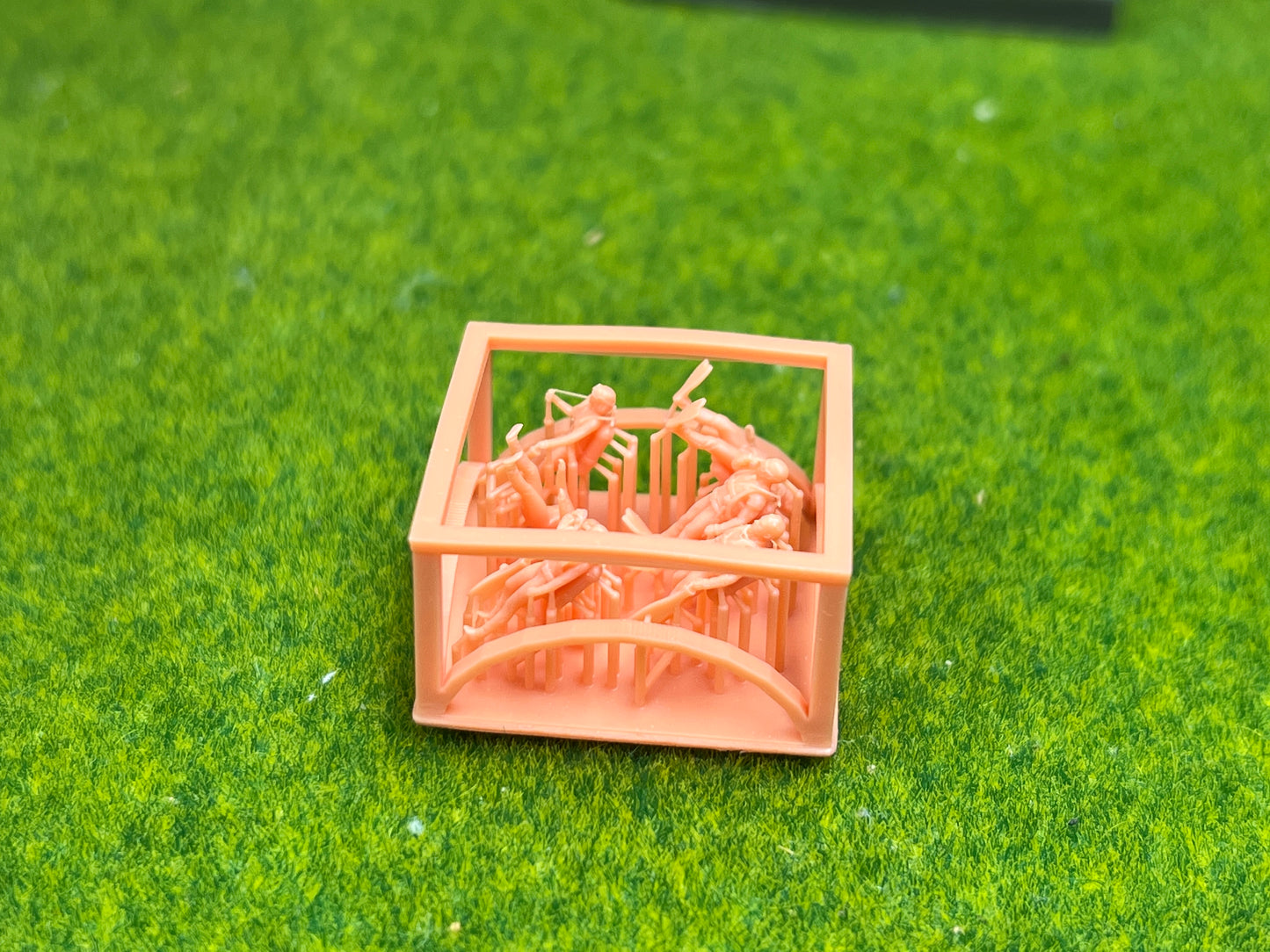 SW 3D resin kit no.1200 1/144 Divers 01