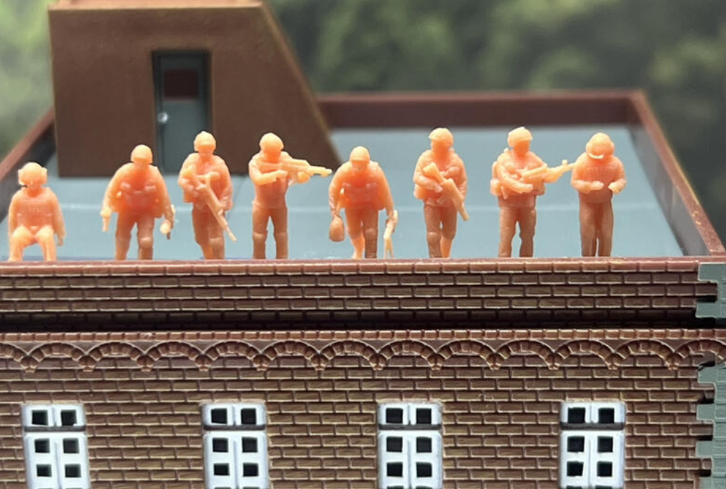 SW 3D resin kit no.877 1/144 Modern German Bundeswehr IFV Crew