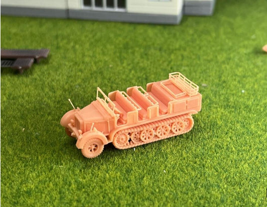 SW 3D resin kit no.1052 1/144 sd.kfz.7 with Internal Structure